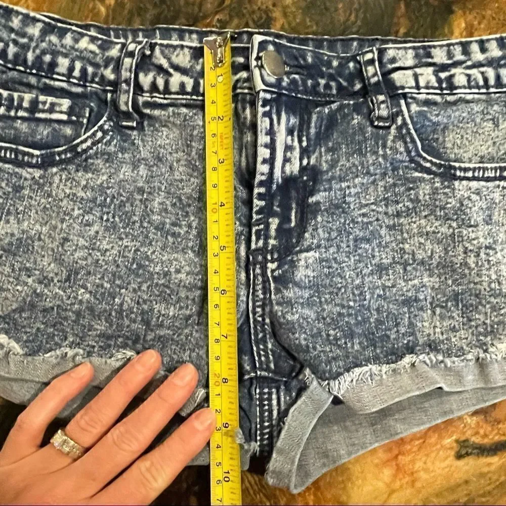 Jean shorts lot sz 3/27 forever 21 acid wash